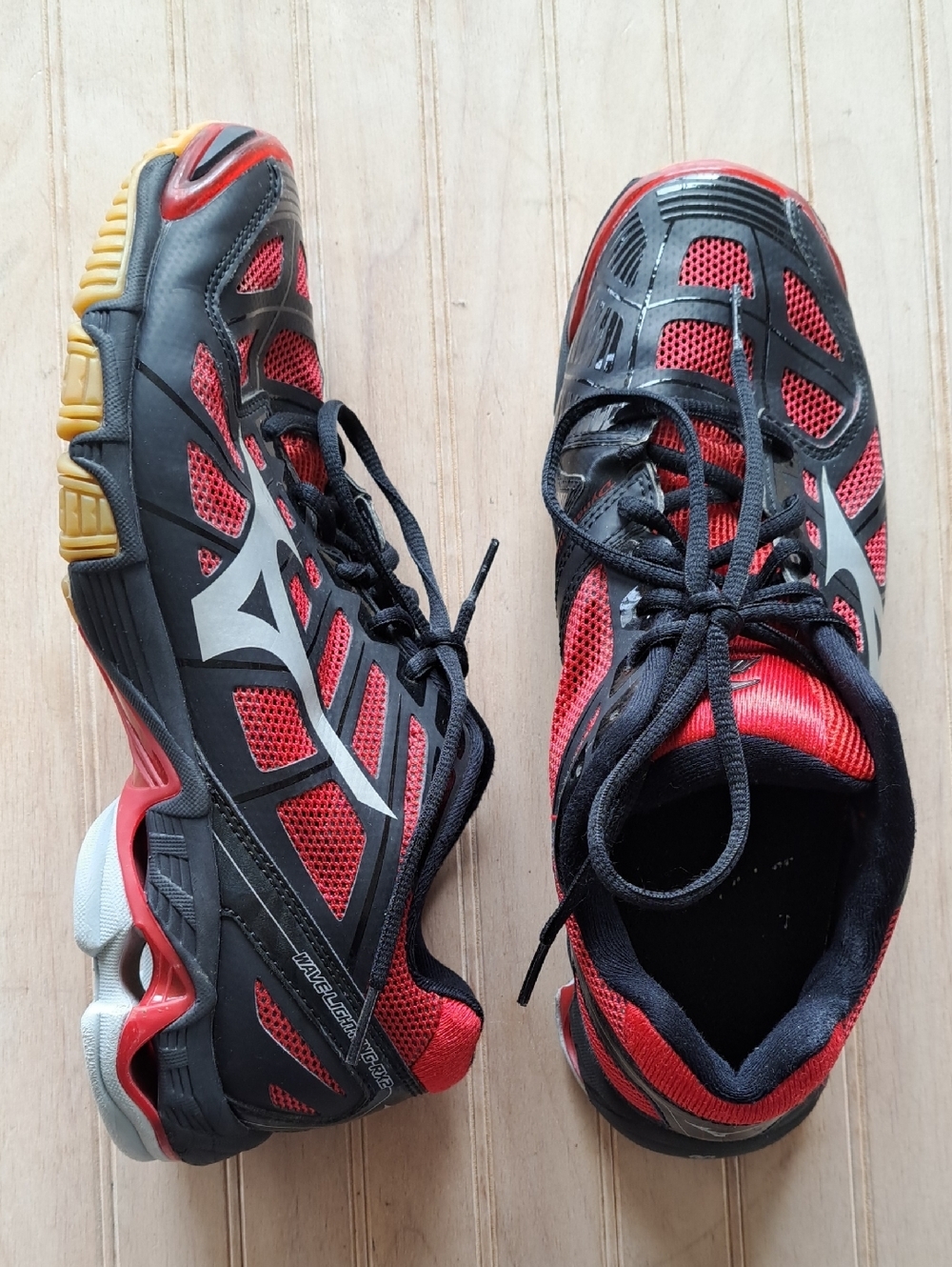 Mizuno Wave Lightning RX2 Volleyball Sneakers Athletic Sporty Lace Up Red Blk